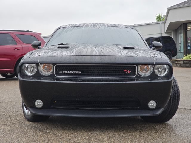 Used 2013 Dodge Challenger R/T RWD image 3