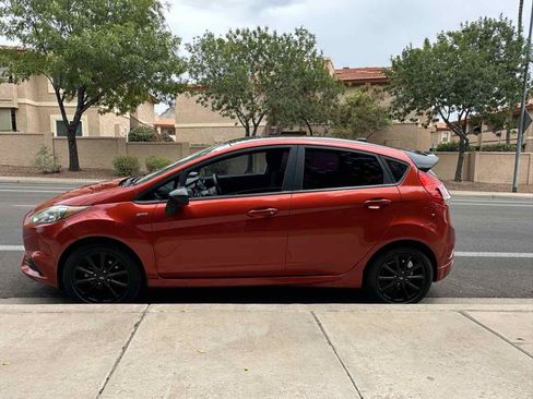Used 2019 Ford Fiesta ST-Line FWD image 5