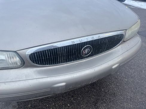 Used 2003 Buick Century Custom w/ Preferred Equipment Group 1SB image 32