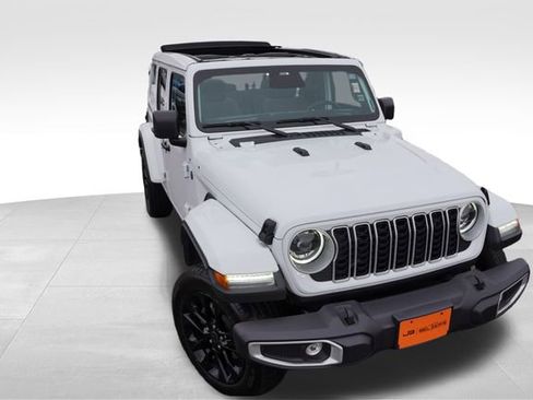 Certified 2025 Jeep Wrangler Unlimited Sahara w/ Safety Group image 2