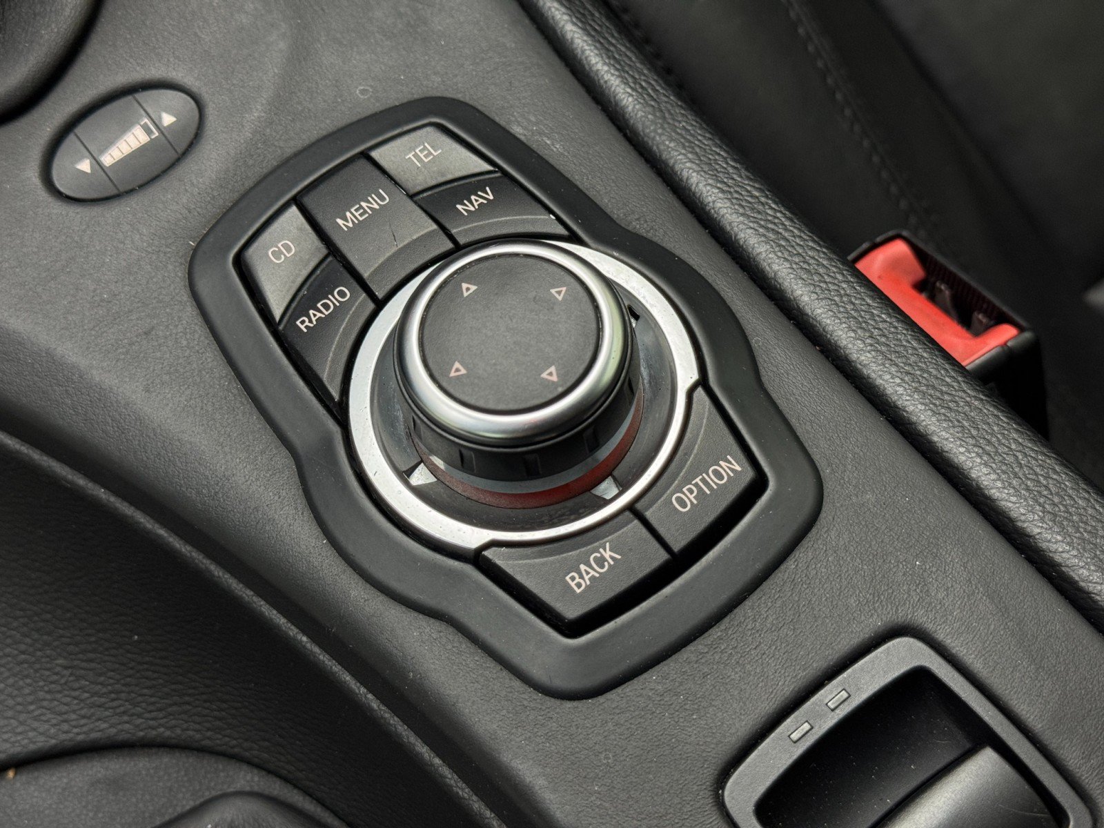 Used 2011 BMW M3 Convertible RWD image 27