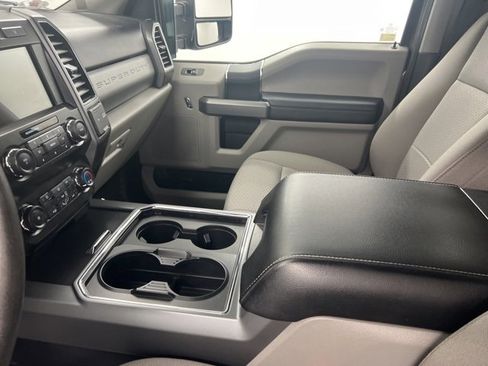 Used 2020 Ford F250 XLT w/ XLT Value Package image 14