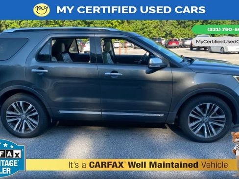 Used 2018 Ford Explorer Platinum AWD/4WD image 4