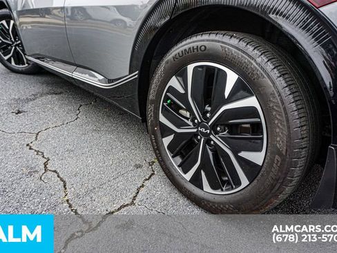 Used 2023 Kia EV6 Wind image 16