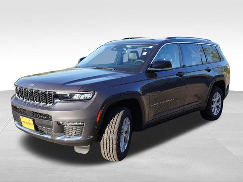 Certified 2023 Jeep Grand Cherokee L Limited w/ Luxury Tech Group II AWD/4WD image 11