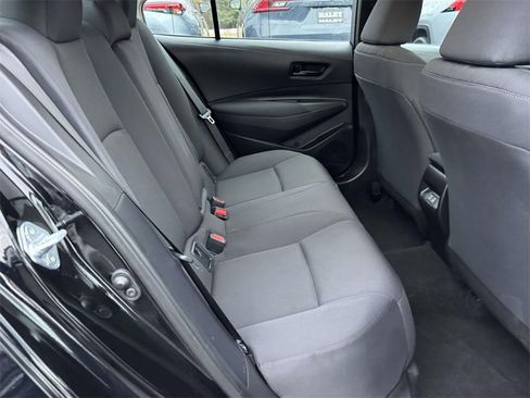 Used 2025 Toyota Corolla LE image 14