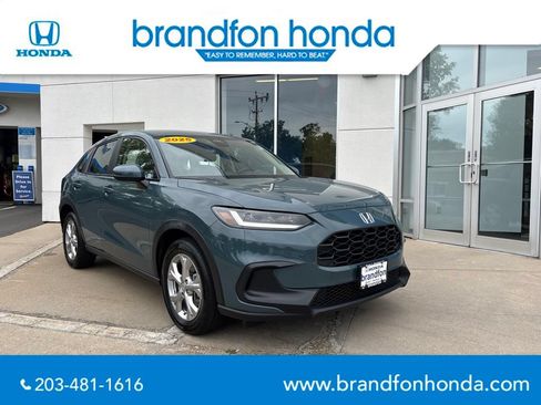 Used 2025 Honda HR-V LX image 1