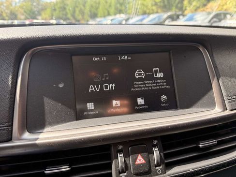 Used 2018 Kia Optima LX image 10