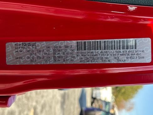 Used 2020 Jeep Gladiator Overland image 29