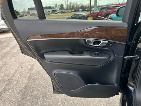 Used 2016 Volvo XC90 T6 Momentum w/ Protection Package Plus image 24