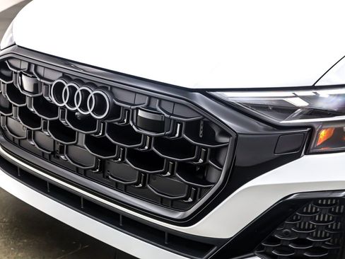 Used 2024 Audi SQ8 Premium Plus w/ Executive Package image 14