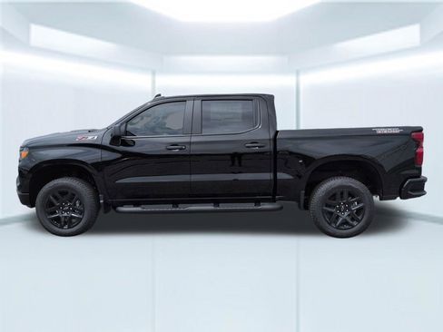 New 2026 Chevrolet Silverado 1500 Custom Trail Boss image 2