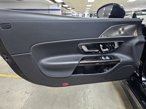 Used 2022 Mercedes-Benz SL 63 AMG 4MATIC image 9