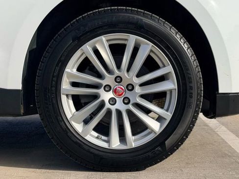 Used 2019 Jaguar F-PACE Prestige image 53