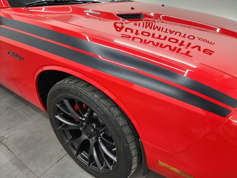 Used 2010 Dodge Challenger R/T RWD image 22
