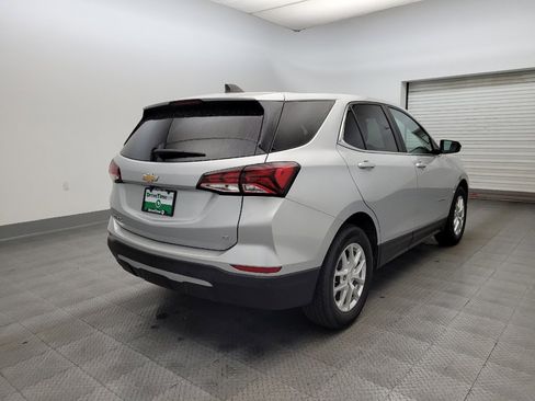 Used 2022 Chevrolet Equinox LT FWD image 9