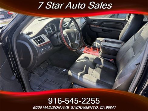 Used 2013 Cadillac Escalade 4WD Hybrid image 9
