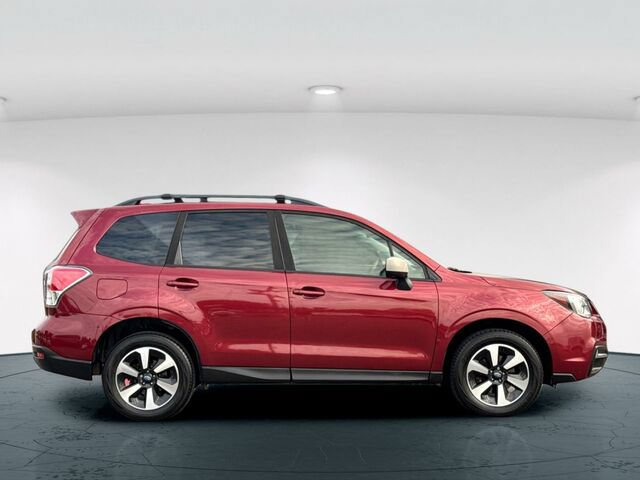 Used 2017 Subaru Forester 2.5i Premium w/ Popular Package #1A AWD/4WD image 7