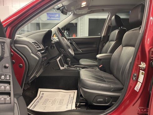 Used 2017 Subaru Forester 2.5i Touring image 11