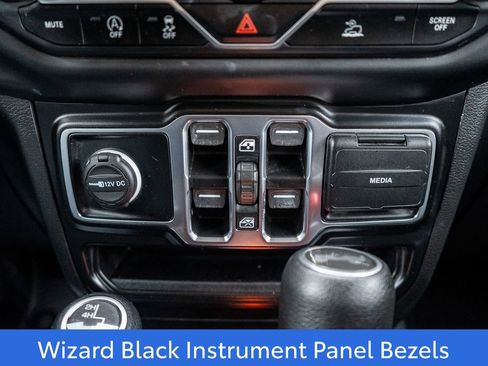 Used 2022 Jeep Wrangler Unlimited Sport image 27