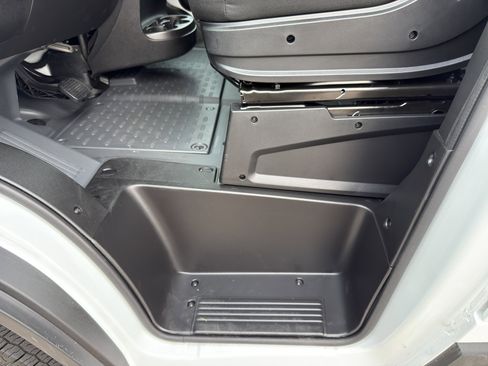 New 2026 RAM ProMaster 3500 w/ Convenience Group image 13