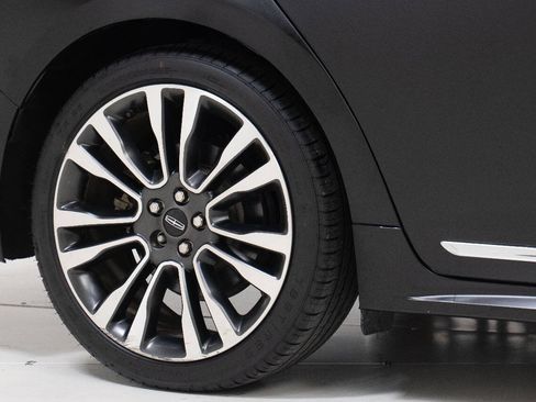 Used 2019 Lincoln Continental Reserve image 60