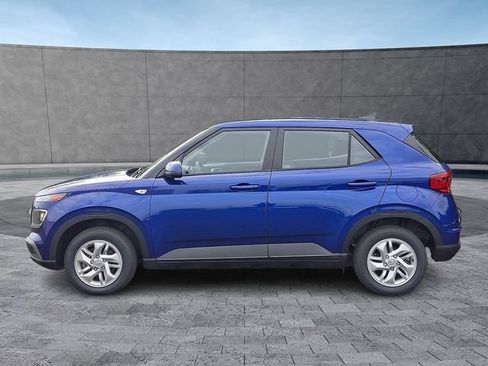 Certified 2022 Hyundai Venue SE FWD image 6