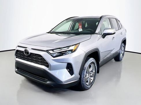New 2025 Toyota RAV4 XLE image 7
