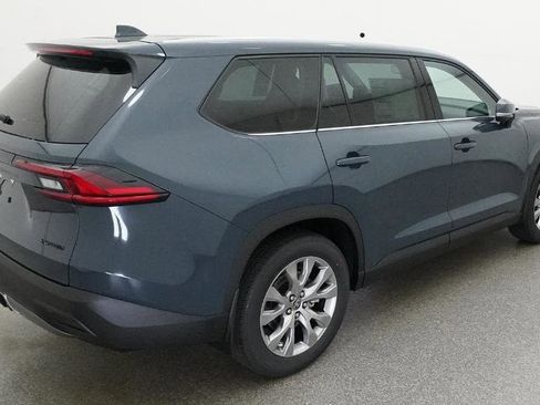 New 2026 Toyota Grand Highlander Limited AWD/4WD image 9