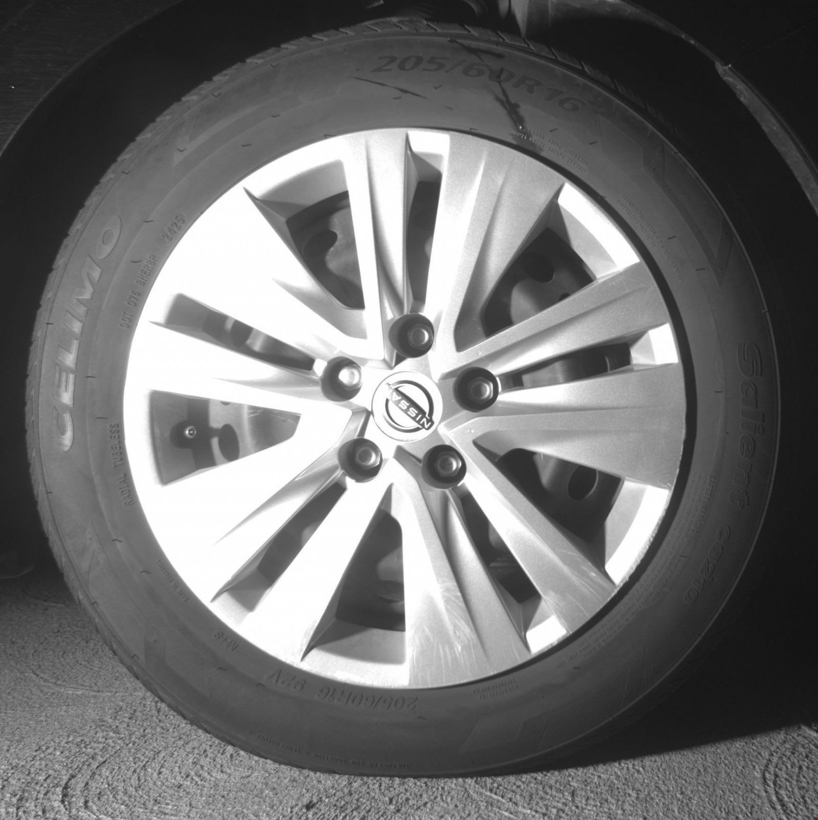 Used 2025 Nissan Sentra S FWD image 15