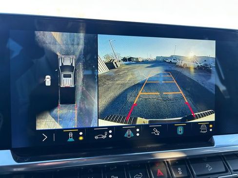 Used 2025 Chevrolet Silverado 2500 LTZ w/ LTZ Premium Package image 29