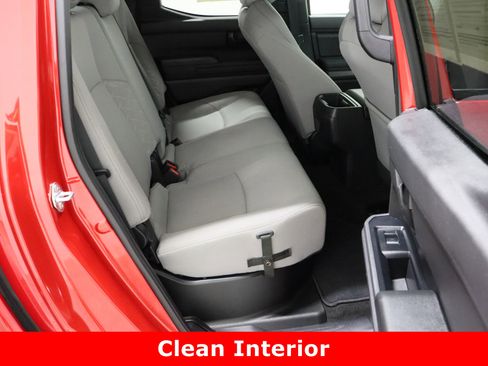 Used 2025 Toyota Tacoma SR5 image 33