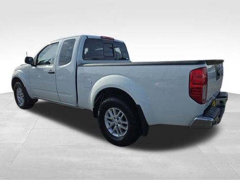 Used 2019 Nissan Frontier SV w/ Value Truck Package image 8