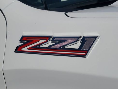 Used 2025 Chevrolet Silverado 1500 LT Trail Boss w/ Protection Package AWD/4WD image 7