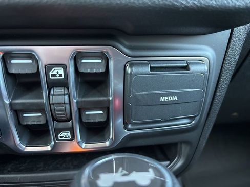 New 2026 Jeep Wrangler Sport S image 28