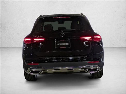 New 2026 Mercedes-Benz GLC 300 image 8