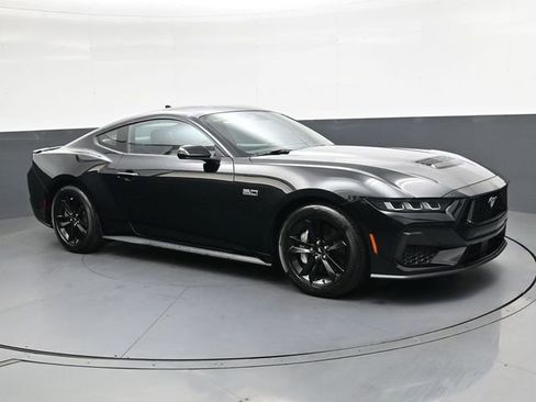 Used 2024 Ford Mustang GT image 2