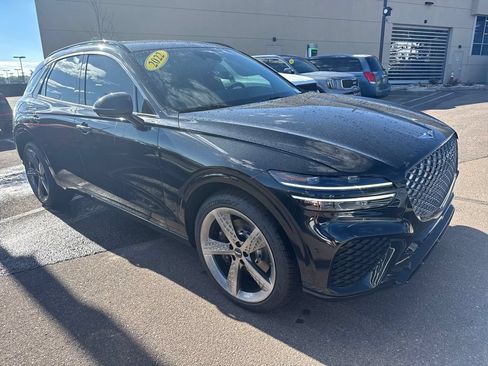 Used 2022 Genesis GV70 3.5T Sport w/ Sport Prestige Package AWD/4WD image 5