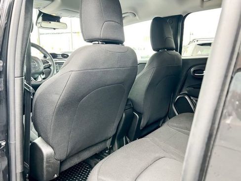 Used 2020 Jeep Renegade Sport image 10