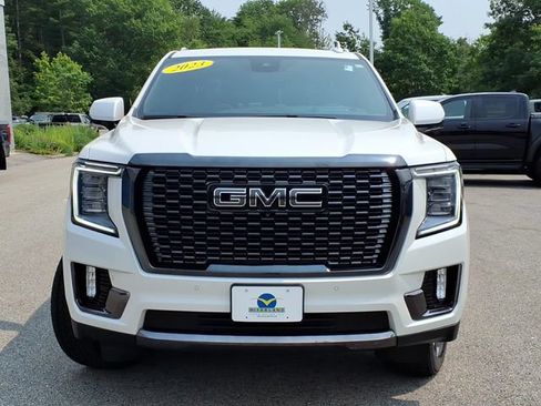 Used 2023 GMC Yukon XL Denali Ultimate AWD/4WD image 7