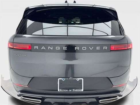 Used 2025 Land Rover Range Rover Sport image 11