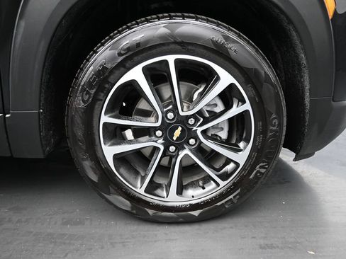 Used 2025 Chevrolet TrailBlazer LT FWD image 10