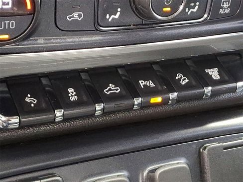 Used 2018 Chevrolet Silverado 2500 LTZ w/ Duramax Plus Package image 26