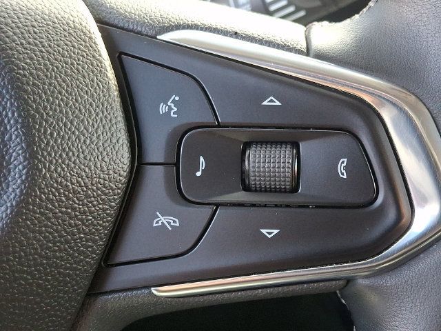 Used 2024 Chevrolet TrailBlazer LT w/ LT Cold Weather Package AWD/4WD image 21