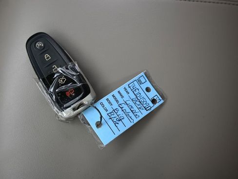 Used 2016 Lincoln Navigator Select image 21