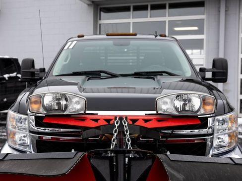 Used 2011 Chevrolet Silverado 2500 LT w/ Interior Plus Package image 6