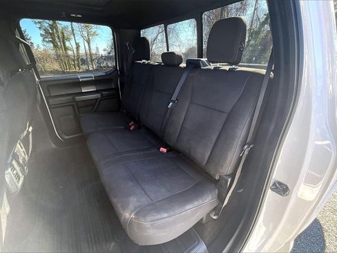 Used 2018 Ford F150 XLT w/ Equipment Group 302A Luxury image 18