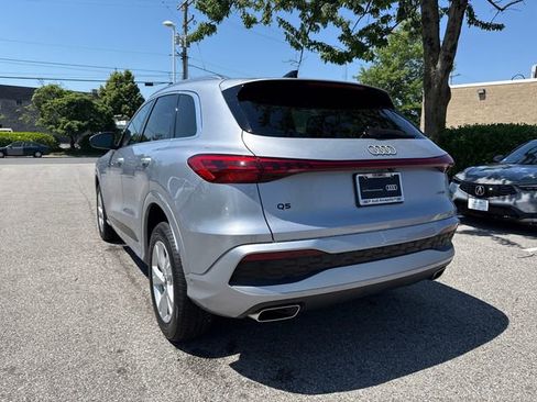 Certified 2025 Audi Q5 Premium w/ Convenience Package AWD/4WD image 4