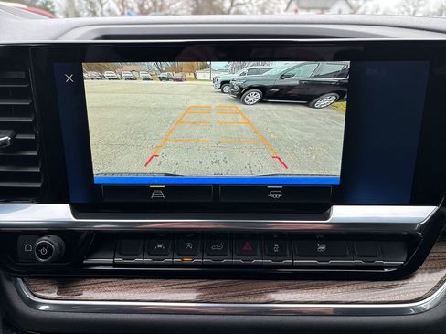 Used 2025 Chevrolet Silverado 1500 LT AWD/4WD image 24