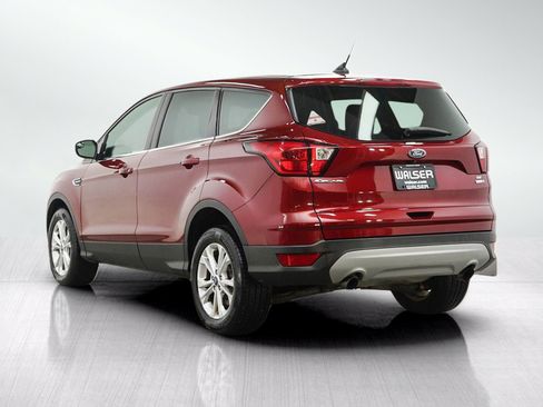 Used 2019 Ford Escape SE AWD/4WD image 4